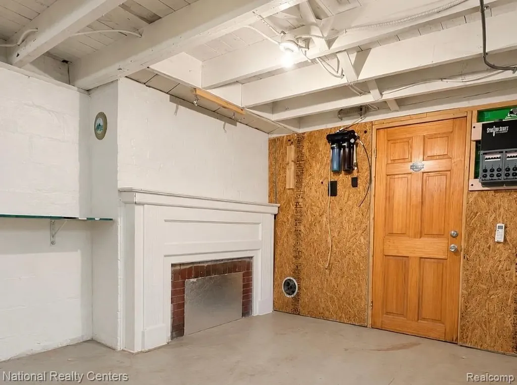 1142 Lilac Avenue East Lansing City MI 48823
