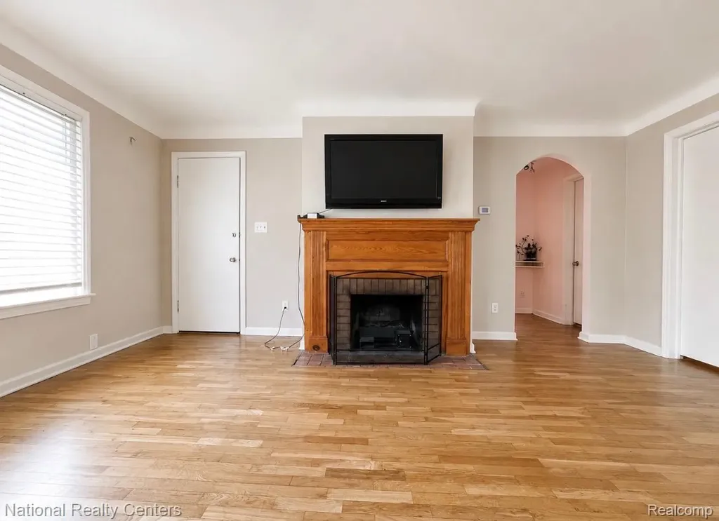 1142 Lilac Avenue East Lansing City MI 48823