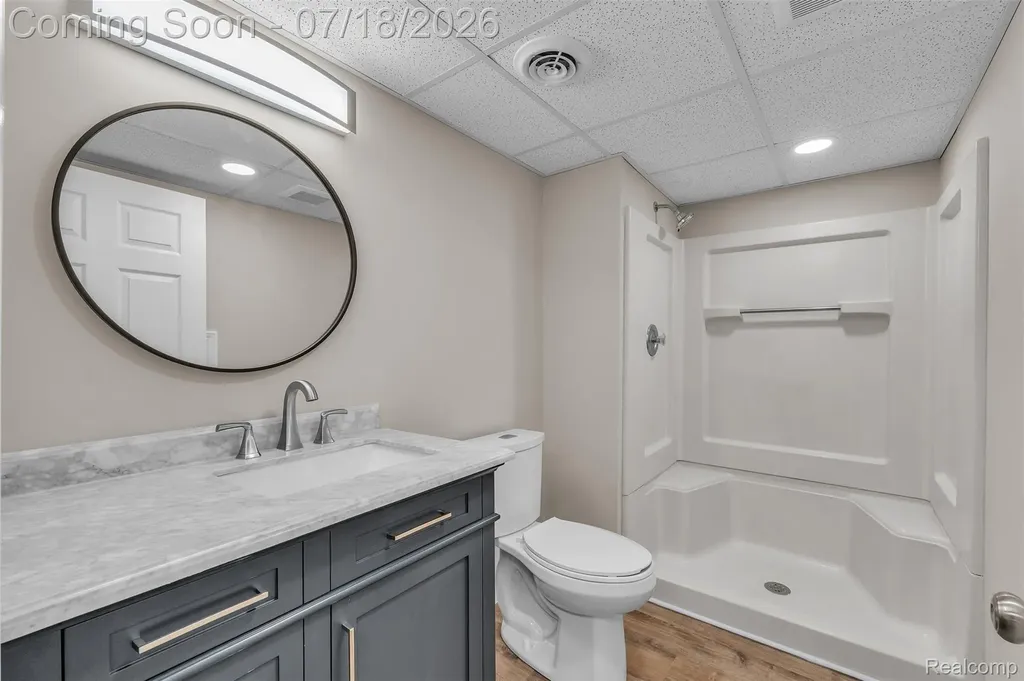 33 Foxboro Drive Rochester Hills City MI 48309