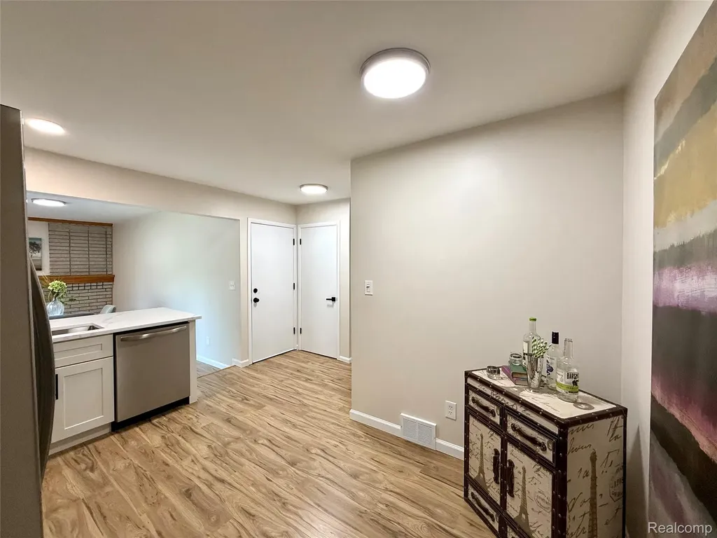 39909 Lynn Street Canton Charter Township MI 48187