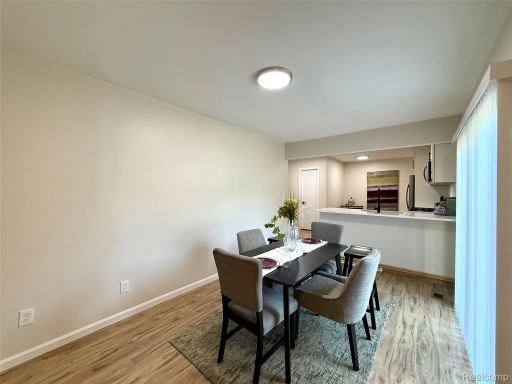 39909 Lynn Street Canton Charter Township MI 48187