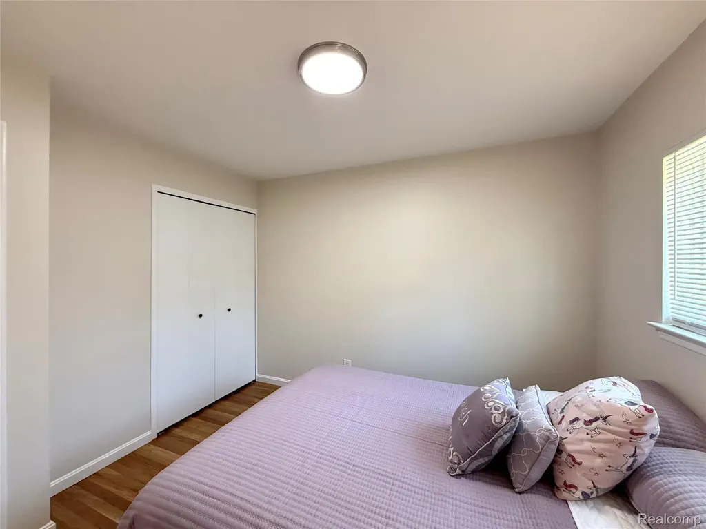 39909 Lynn Street Canton Charter Township MI 48187