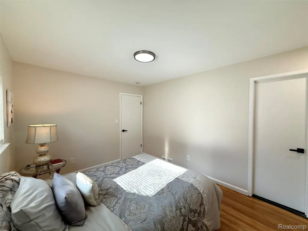 39909 Lynn Street Canton Charter Township MI 48187