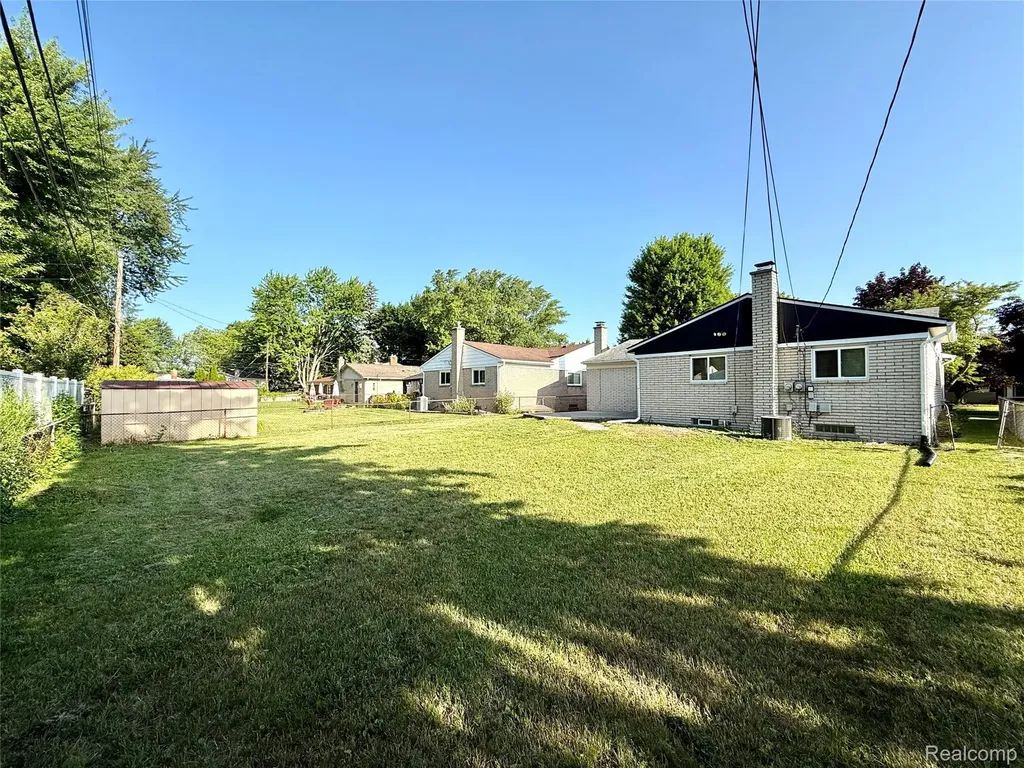 39909 Lynn Street Canton Charter Township MI 48187