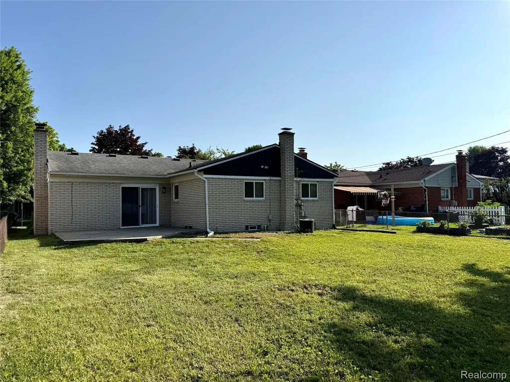 39909 Lynn Street Canton Charter Township MI 48187