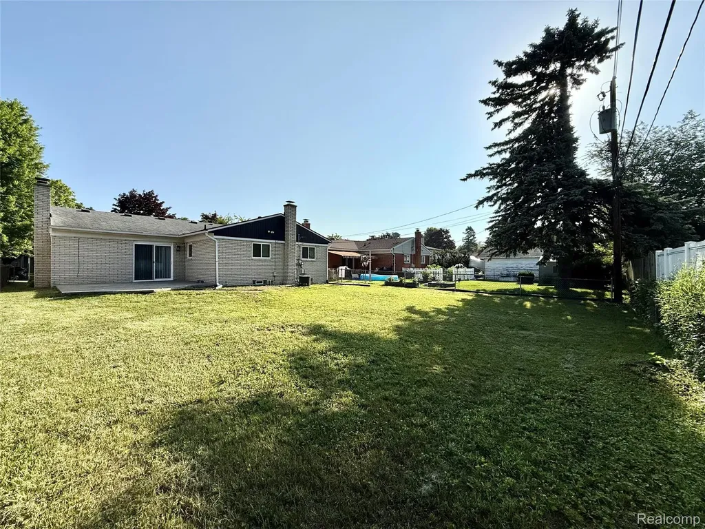 39909 Lynn Street Canton Charter Township MI 48187