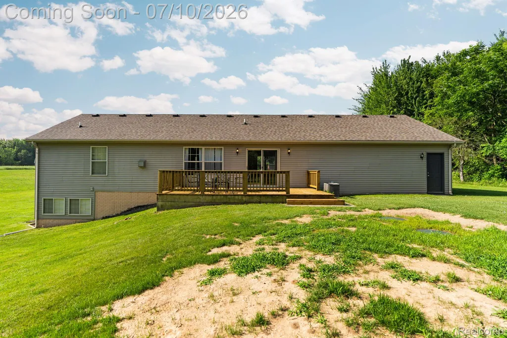 3144 N Nicholson Road Handy Township MI 48836