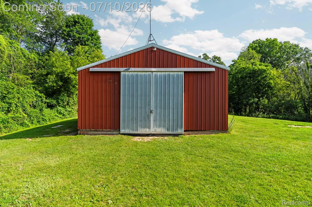3144 N Nicholson Road Handy Township MI 48836