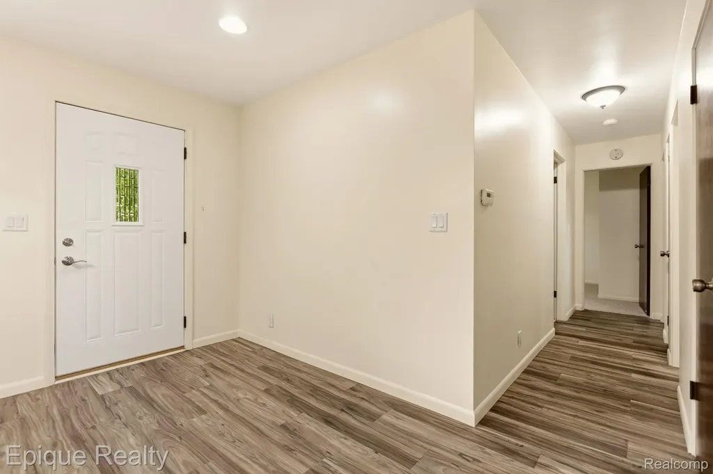 1612 Saint Marys Court Hampton Charter Township MI 48732