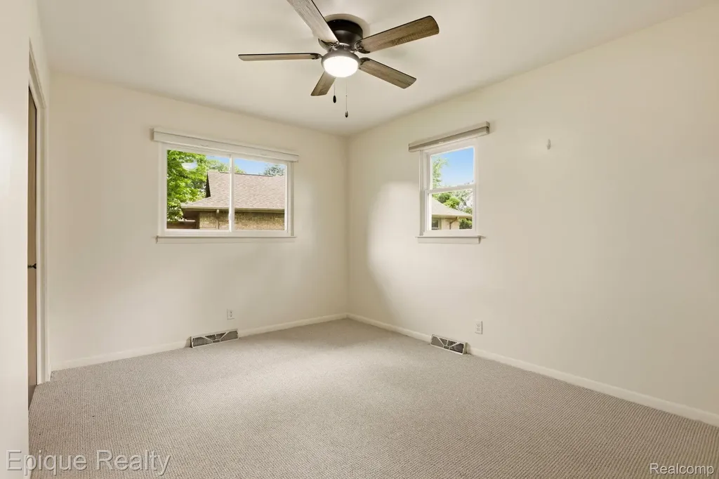 1612 Saint Marys Court Hampton Charter Township MI 48732