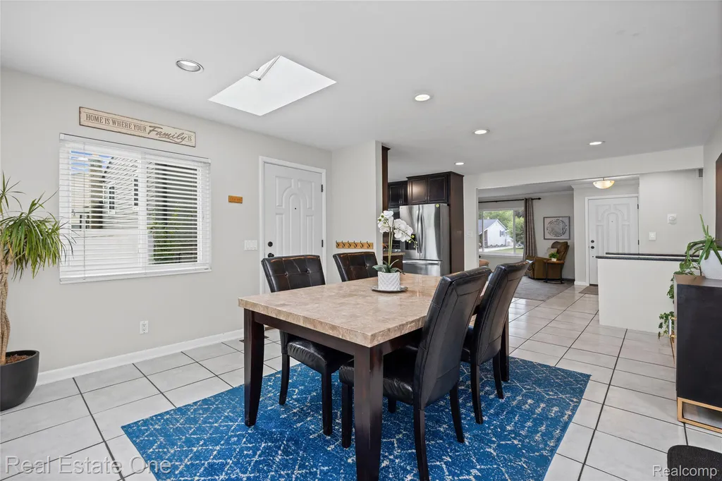 42118 Villanova Drive Sterling Heights City MI 48313