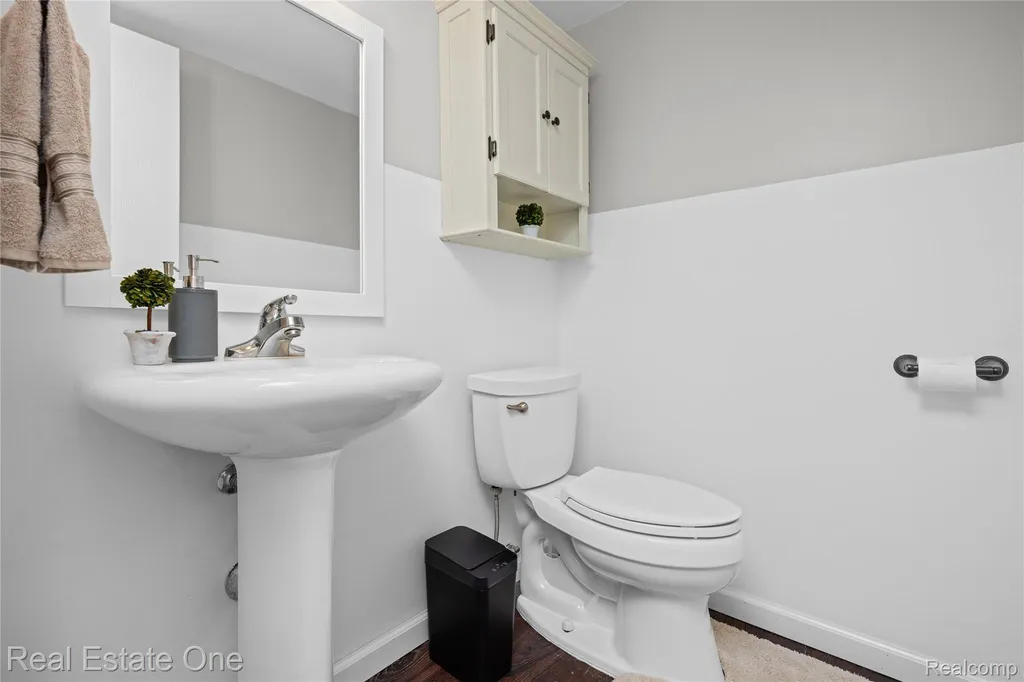 42118 Villanova Drive Sterling Heights City MI 48313