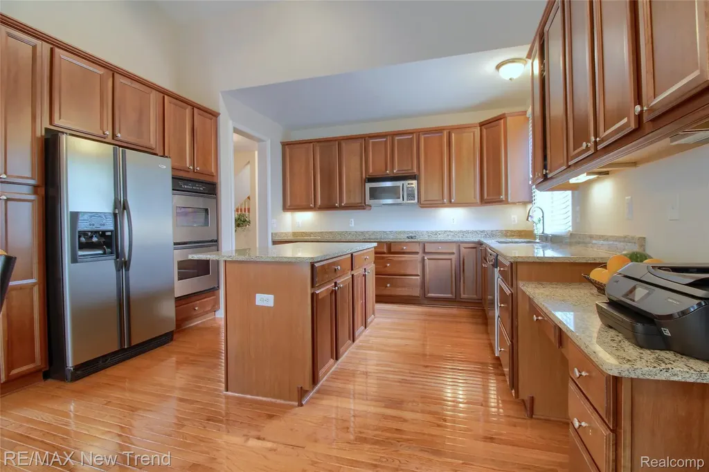 41672 Clemens Circle Novi City MI 48377