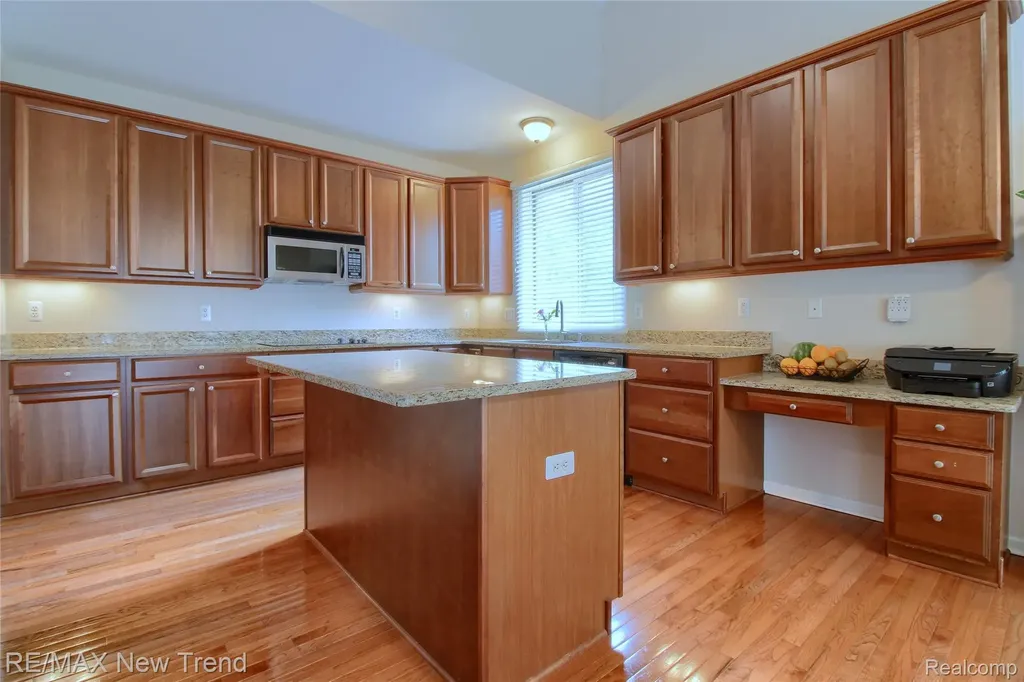 41672 Clemens Circle Novi City MI 48377
