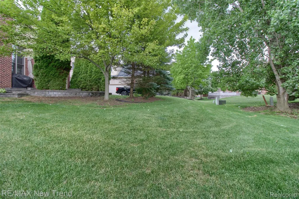 41672 Clemens Circle Novi City MI 48377