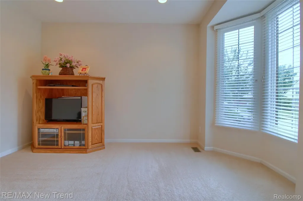 41672 Clemens Circle Novi City MI 48377