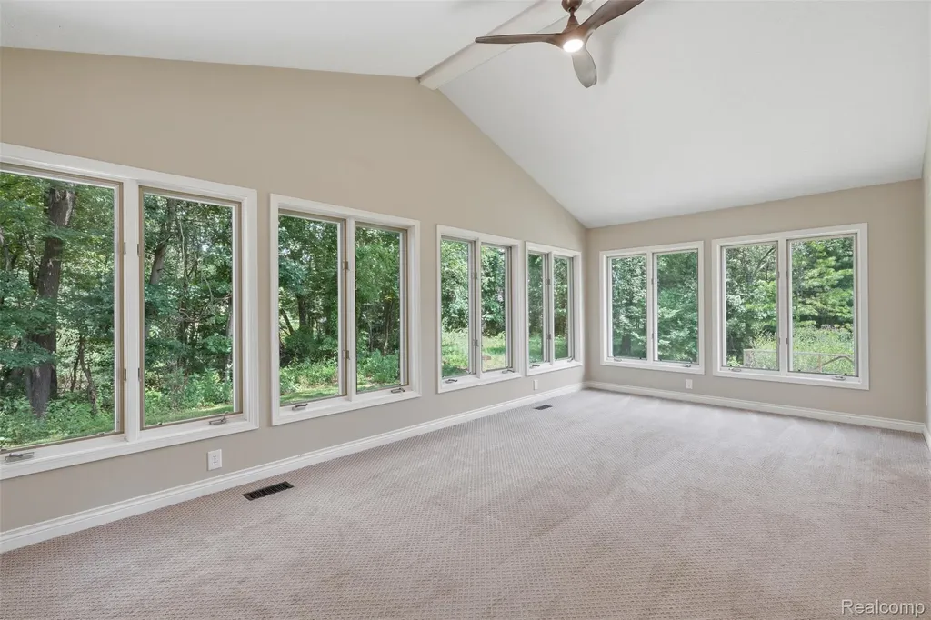5336 Urbana Drive Genoa Township MI 48116
