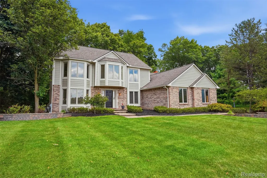 5336 Urbana Drive Genoa Township MI 48116