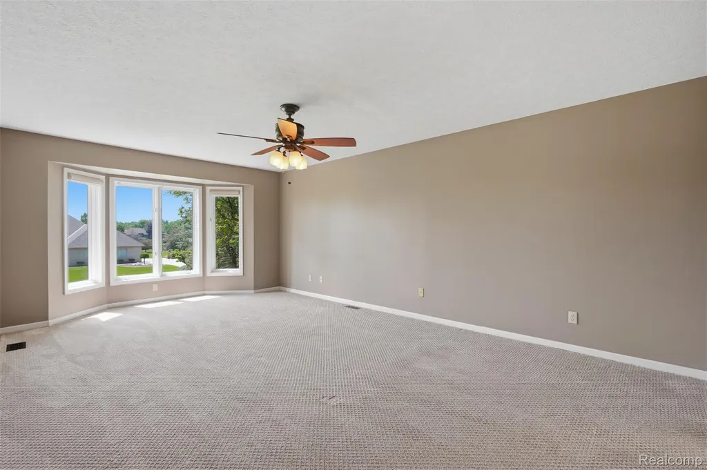 5336 Urbana Drive Genoa Township MI 48116