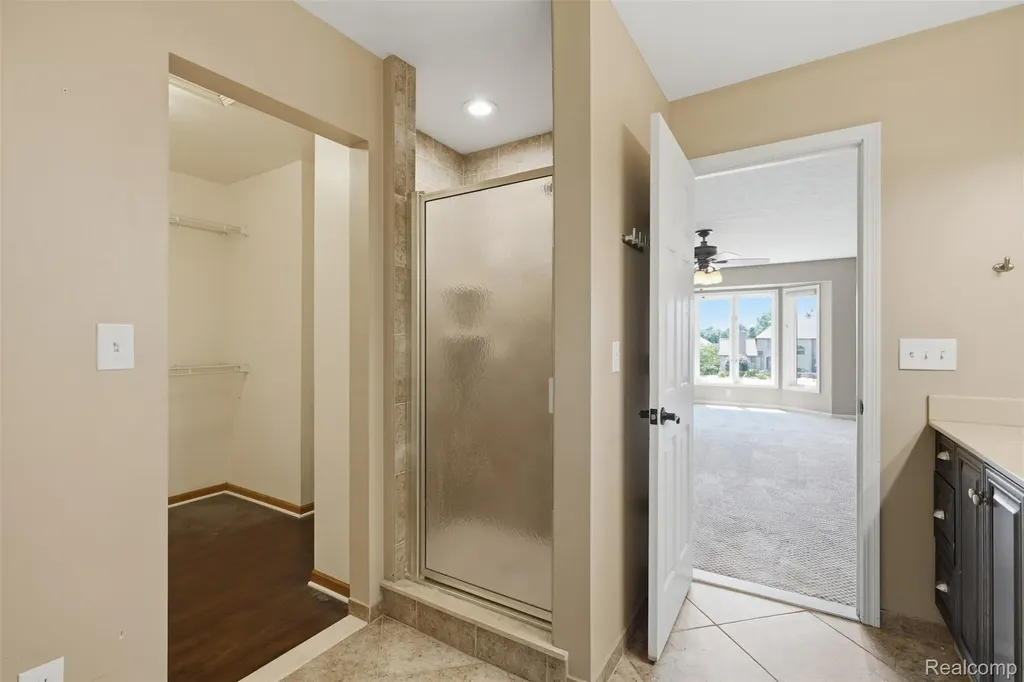 5336 Urbana Drive Genoa Township MI 48116