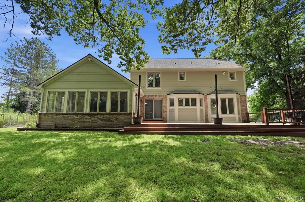 5336 Urbana Drive Genoa Township MI 48116