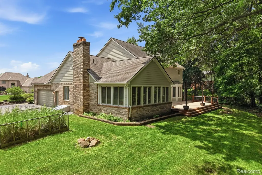 5336 Urbana Drive Genoa Township MI 48116