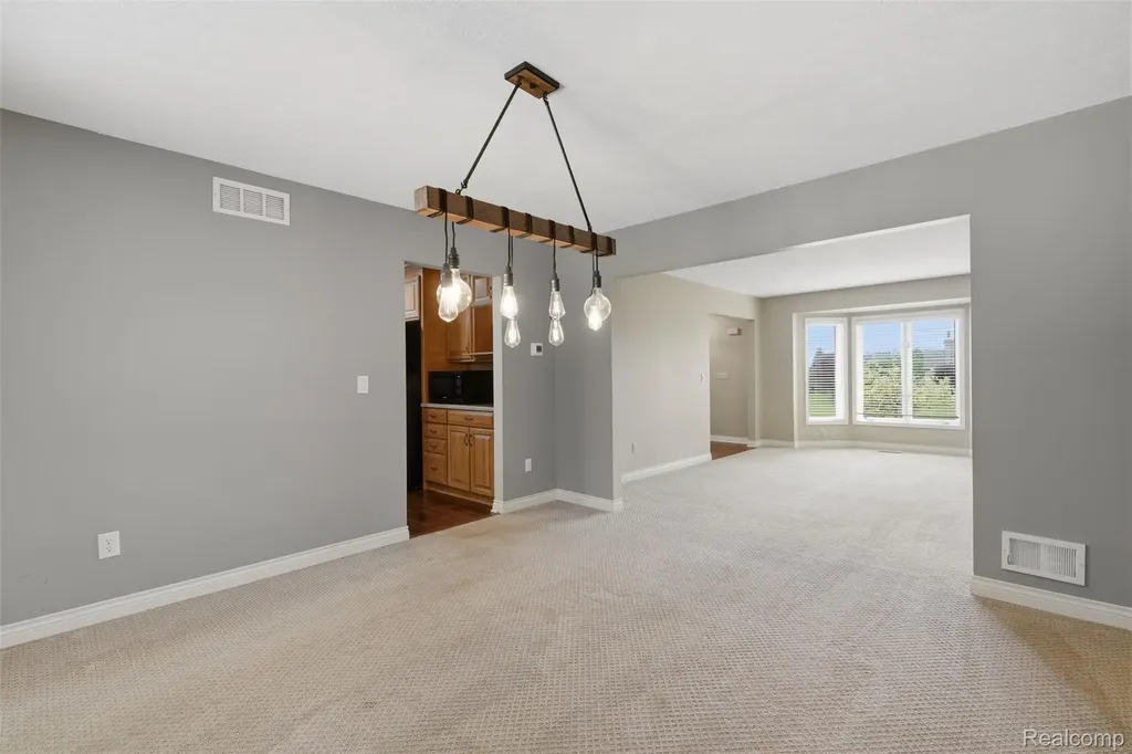 5336 Urbana Drive Genoa Township MI 48116