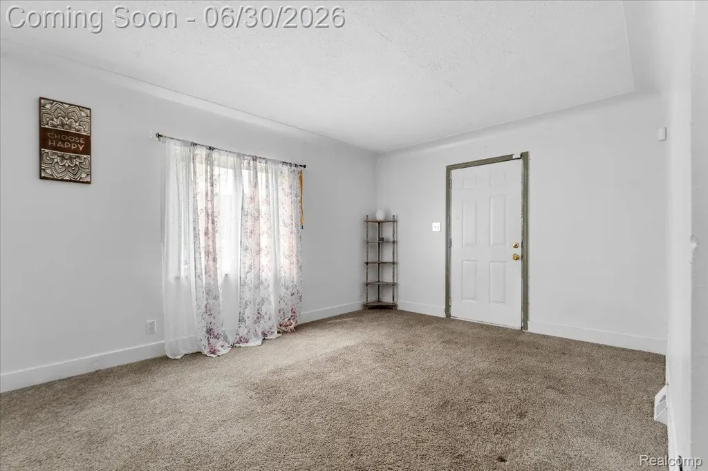 7400 Dolphin Detroit City MI 48239