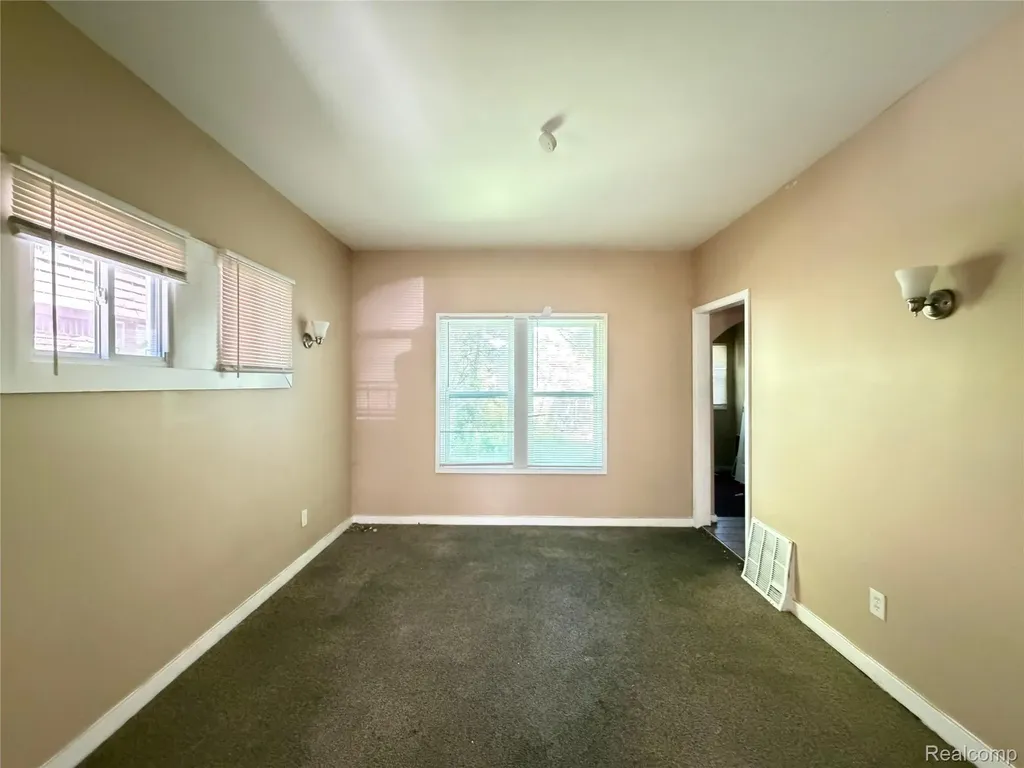 9164 Haverhill Street Detroit City MI 48224