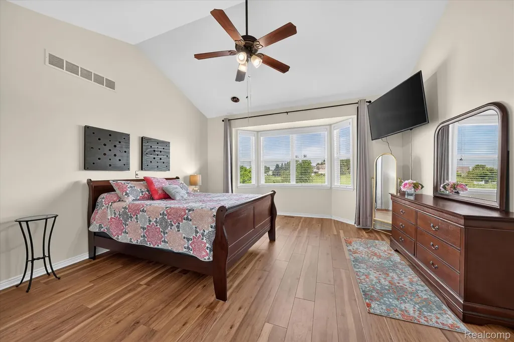 860 Island Lake Drive Oxford Charter Township MI 48371