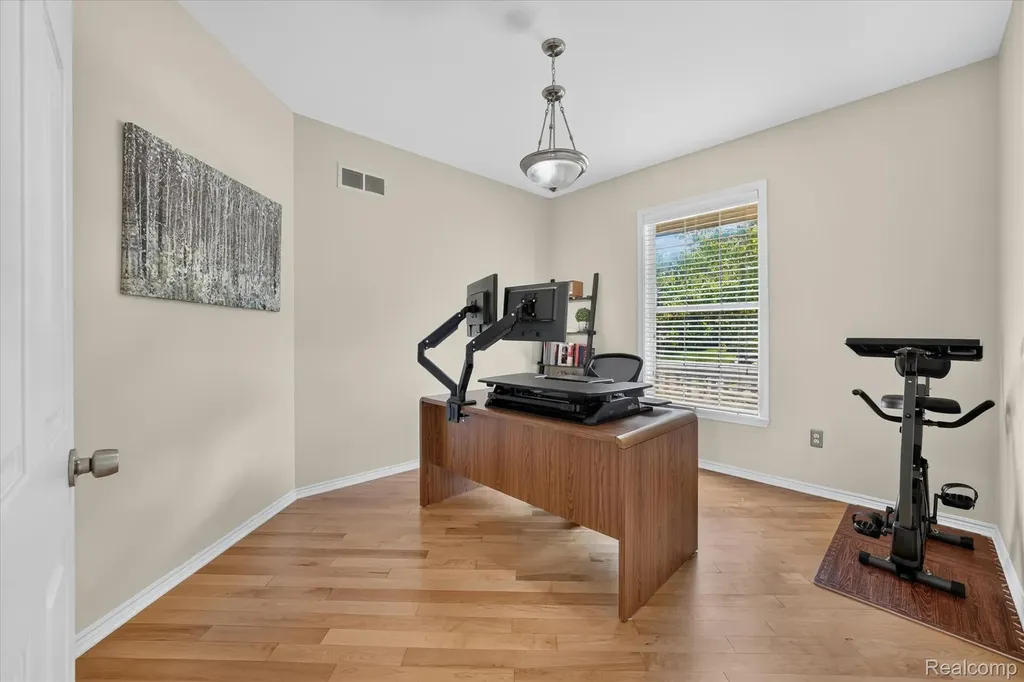 860 Island Lake Drive Oxford Charter Township MI 48371