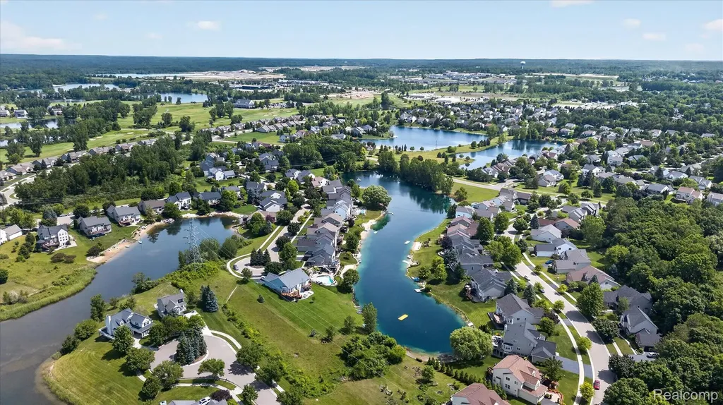 860 Island Lake Drive Oxford Charter Township MI 48371