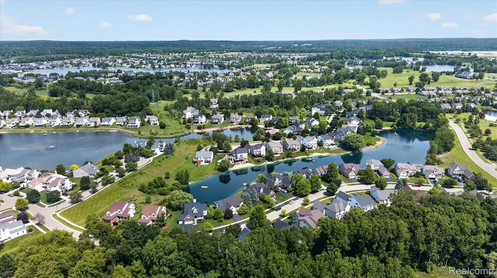 860 Island Lake Drive Oxford Charter Township MI 48371