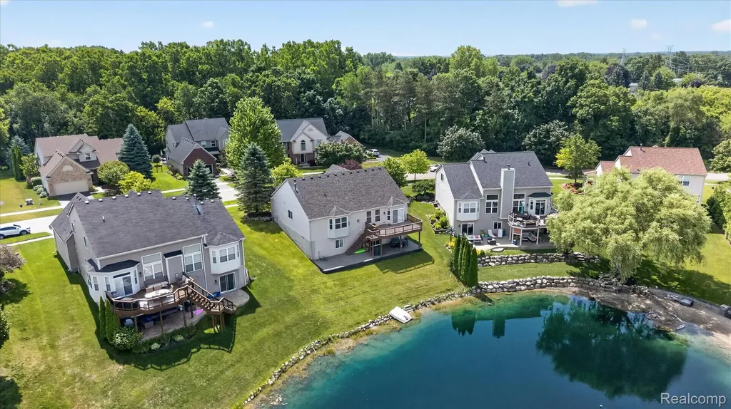 860 Island Lake Drive Oxford Charter Township MI 48371