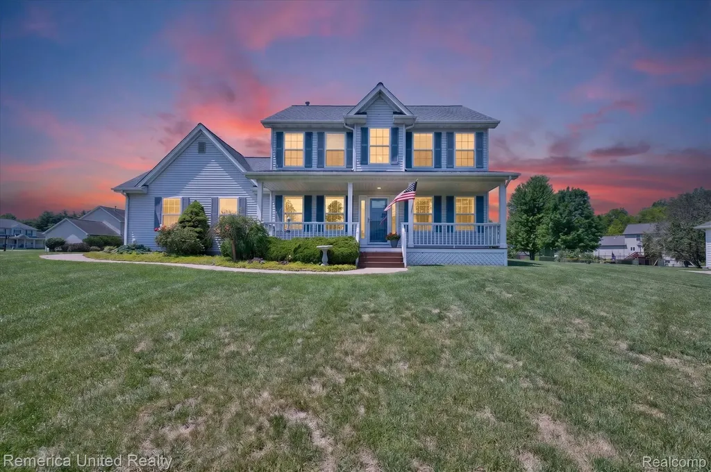 14458 Oak Leaf Trail Fenton Charter Township MI 48451