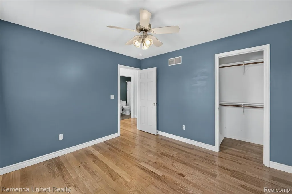 14458 Oak Leaf Trail Fenton Charter Township MI 48451