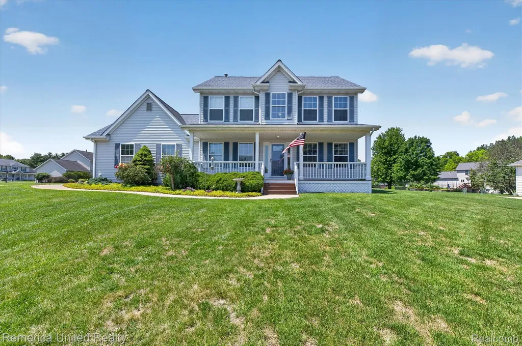 14458 Oak Leaf Trail Fenton Charter Township MI 48451