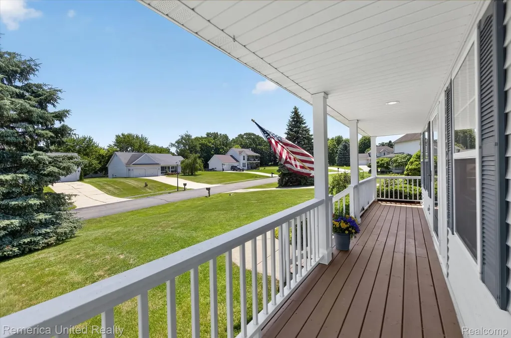 14458 Oak Leaf Trail Fenton Charter Township MI 48451