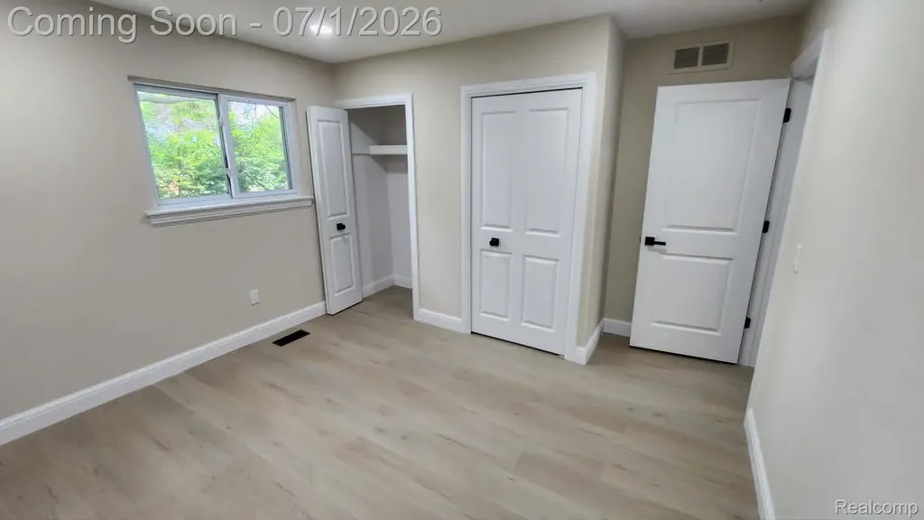 2457 Gemini Drive Lake Orion Village MI 48360