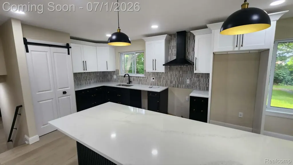 2457 Gemini Drive Lake Orion Village MI 48360