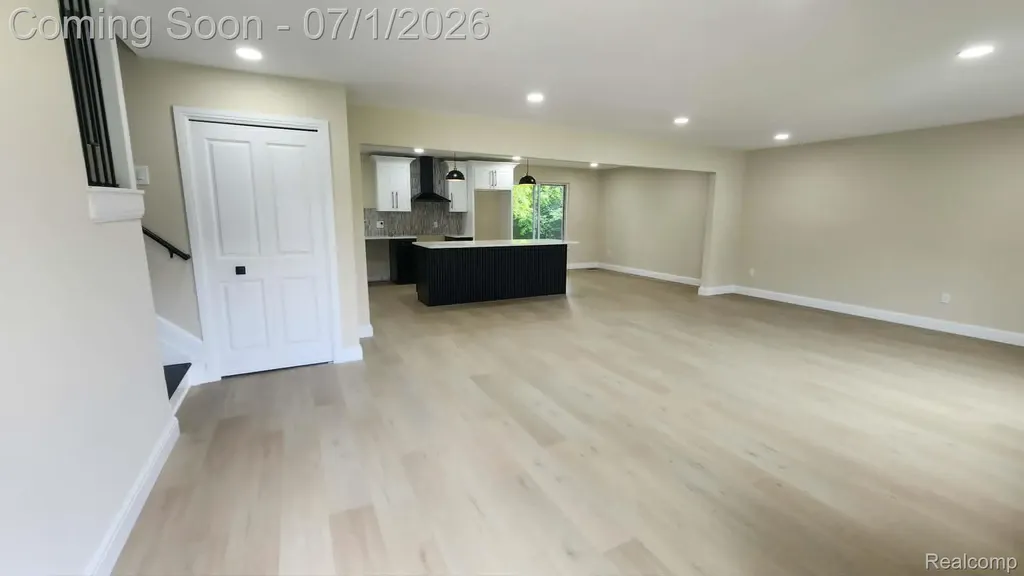 2457 Gemini Drive Lake Orion Village MI 48360