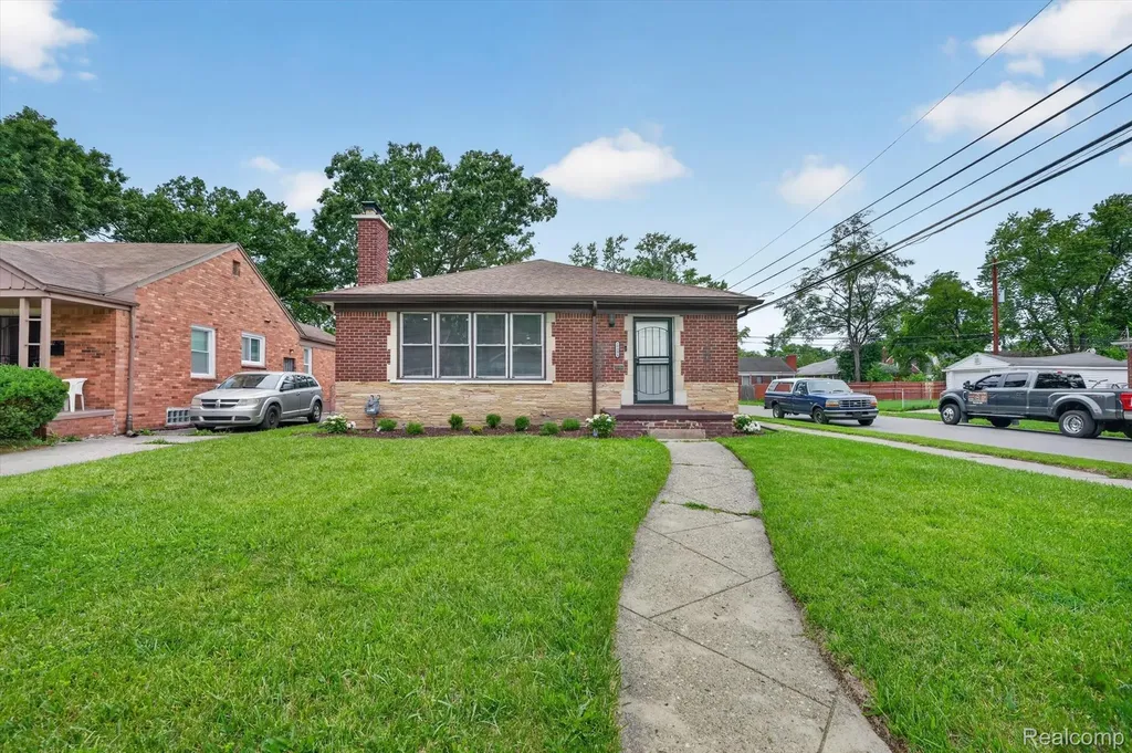 19391 Sussex Street Detroit City MI 48235