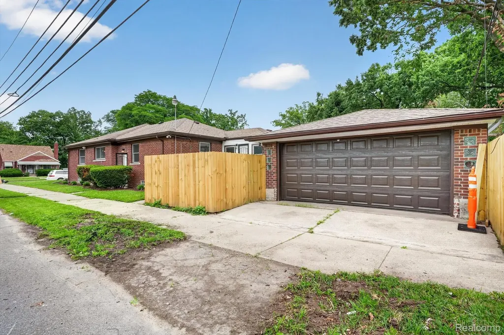 19391 Sussex Street Detroit City MI 48235