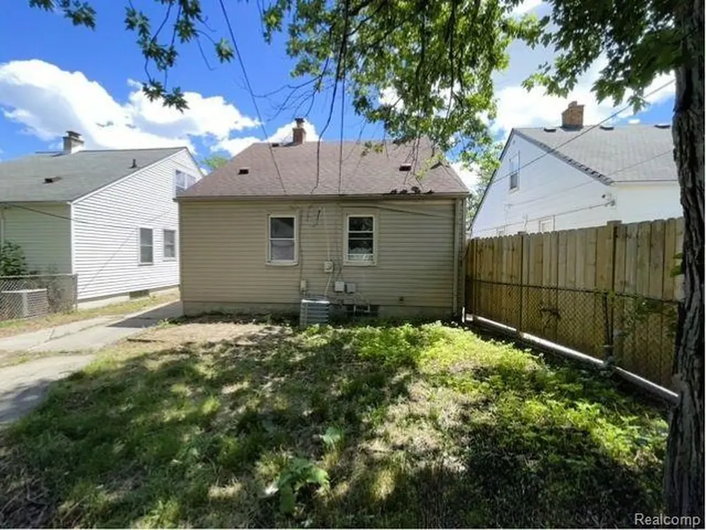 4230 Longtin Avenue Lincoln Park City MI 48146