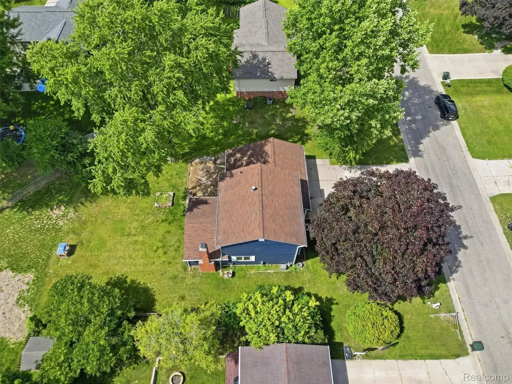 3330 Blasser Drive Orion Charter Township MI 48359