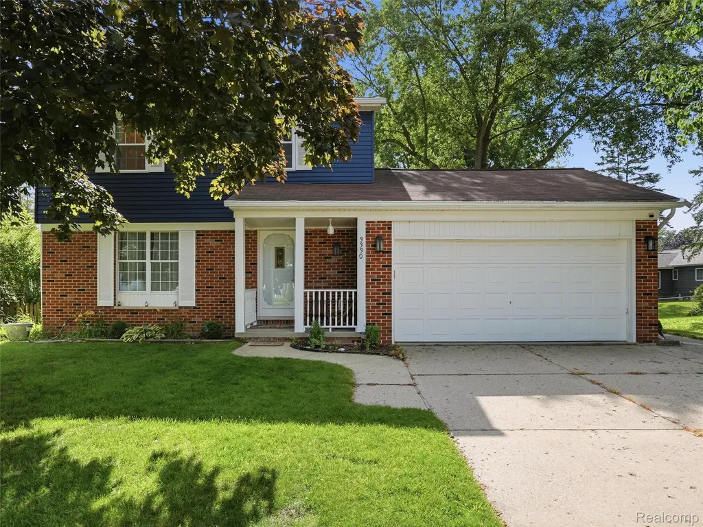 3330 Blasser Drive Orion Charter Township MI 48359