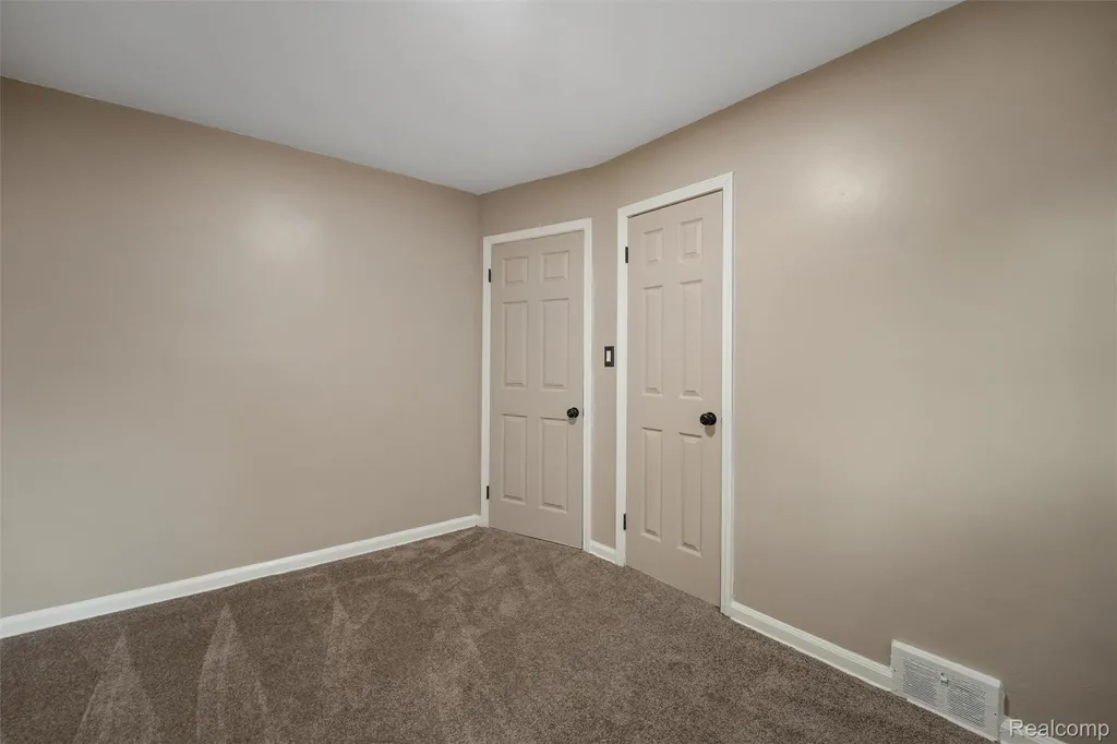 19201 Bentler Street Detroit City MI 48219