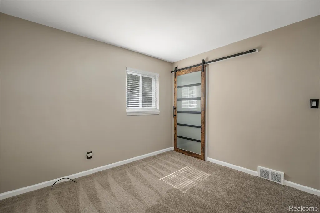 19201 Bentler Street Detroit City MI 48219
