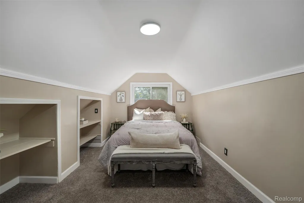19201 Bentler Street Detroit City MI 48219