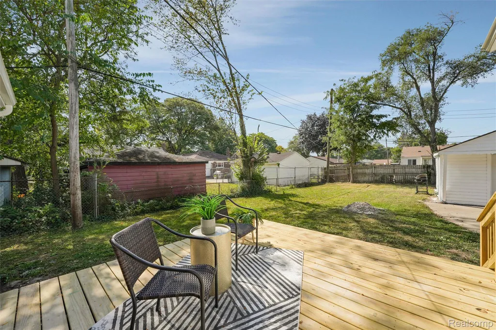 19201 Bentler Street Detroit City MI 48219